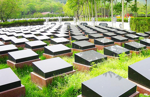 北京墓地到期续租只收管理费，续租期为20年