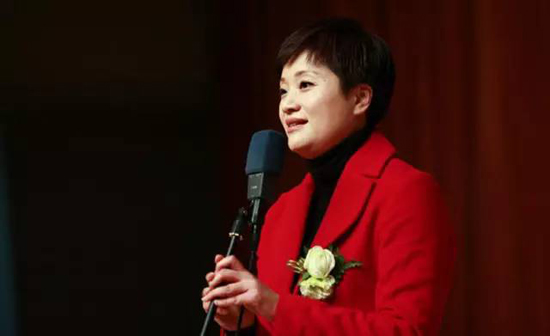 上海福寿园墓地首席品牌官伊华：殡葬有改变社会的力量和价值！